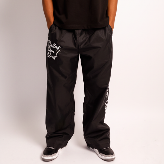 Dallas Don't Quit" Windbreaker Pants (Black)